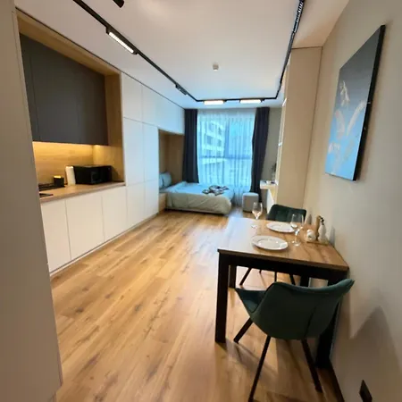 Capri Cozy Near Metro W Working Desk And Wifi София