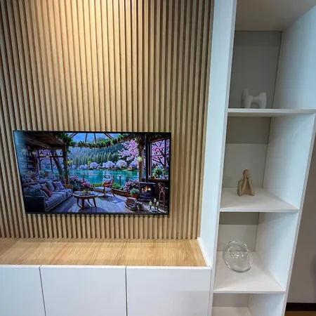Апартаменты Capri Cozy Near Metro W Working Desk And Wifi София